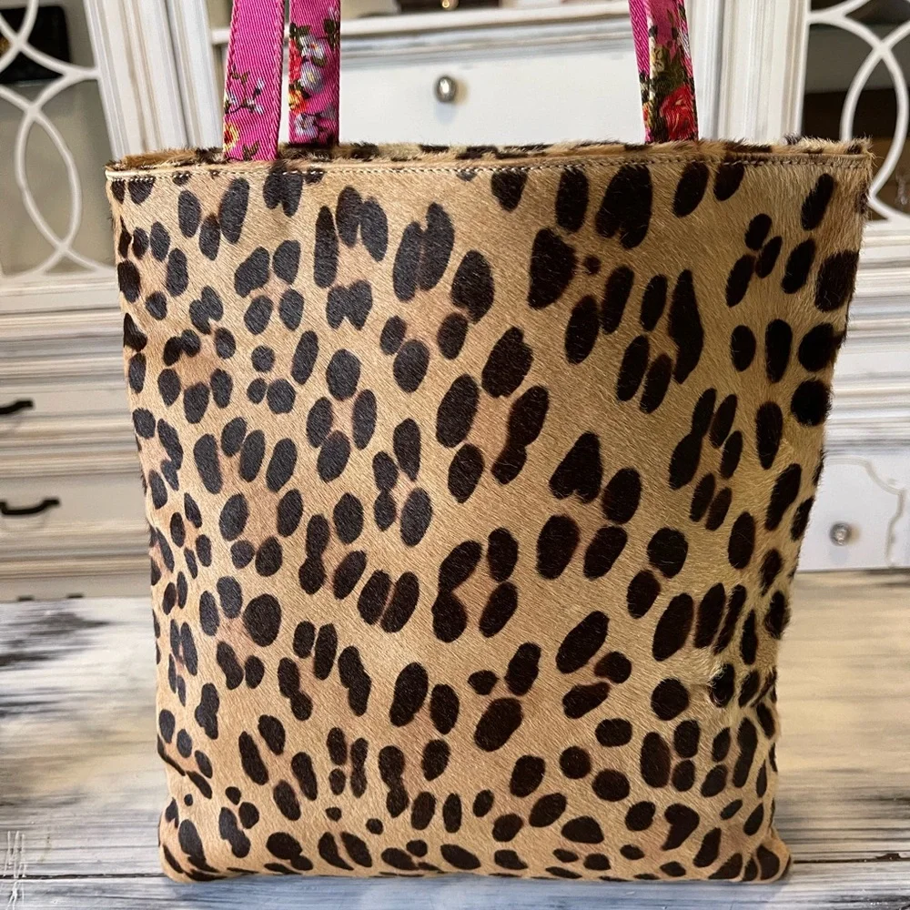 ♥️SOLD♥️🍀💁🏻‍♀️Dolce & Gabbana Leopard Pony Hair Tote🍀💁🏻‍♀️ - Picture 13 of 17